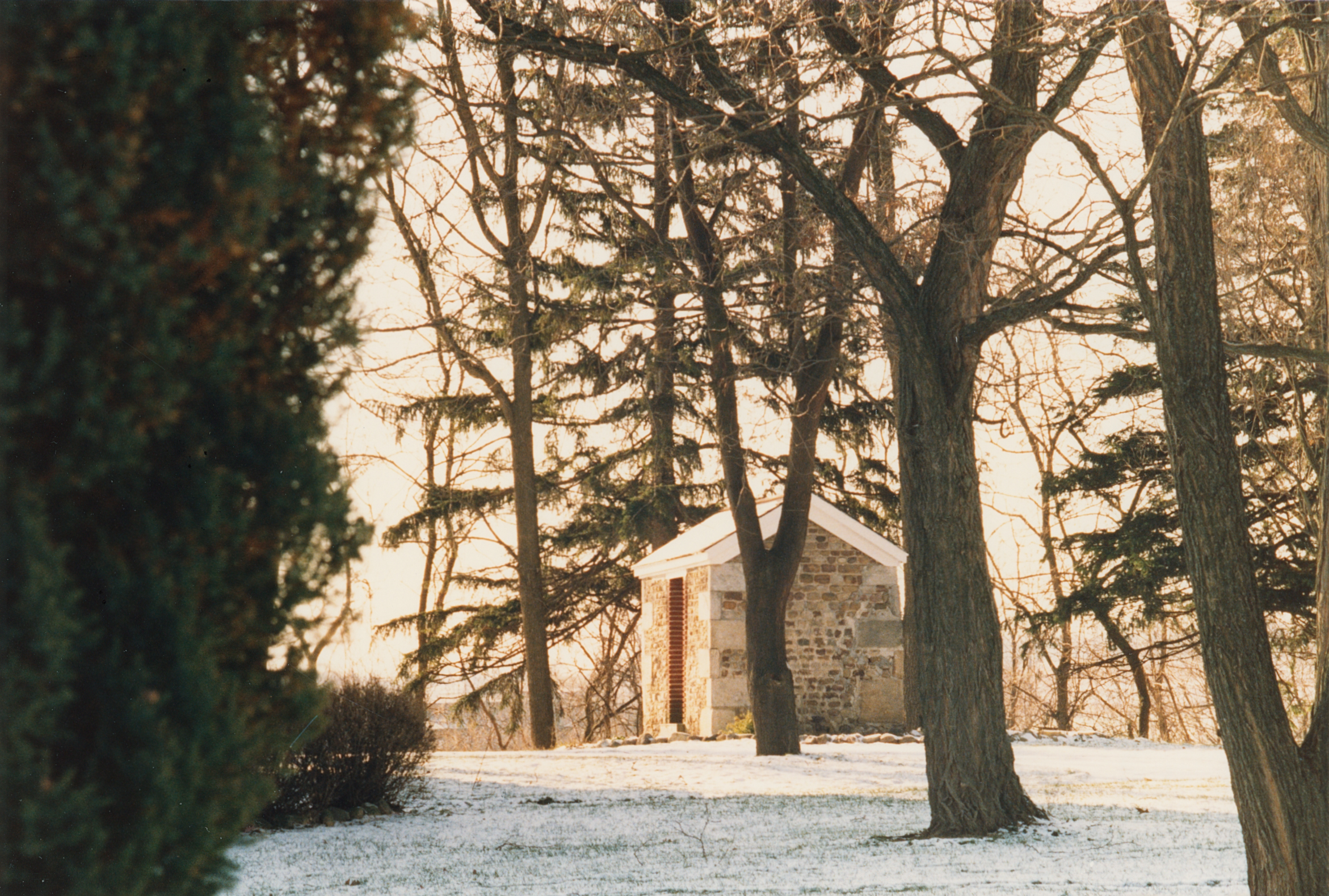 Yor-1 3016 River Rd 4